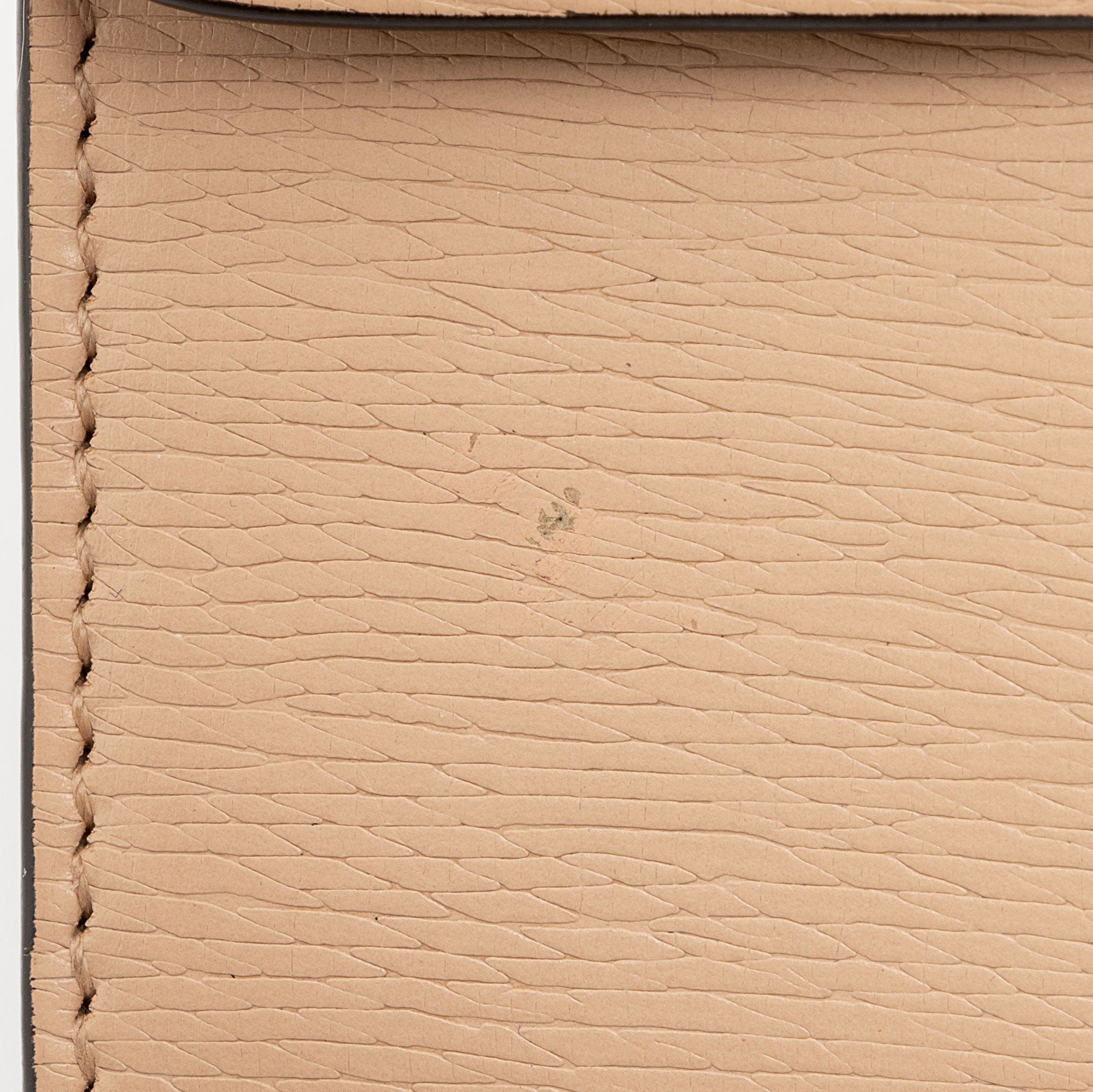 Gucci Grained Calfskin Interlocking G Chain Wallet