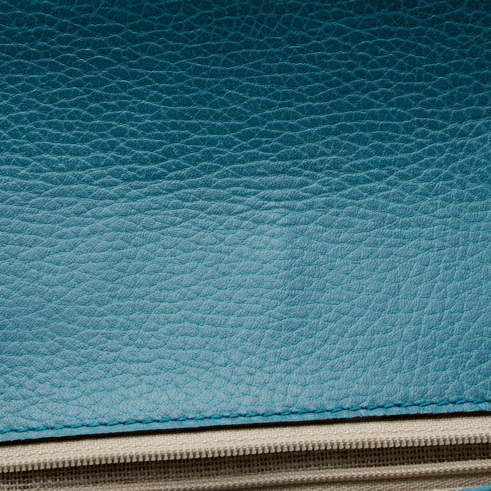 Gucci Grained Calfskin Interlocking G Medium Shoulder Bag