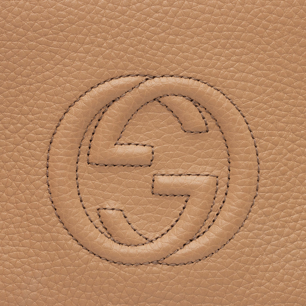 Gucci Grained Leather Soho Wallet on Chain Bag (SHF-I42ZOK)