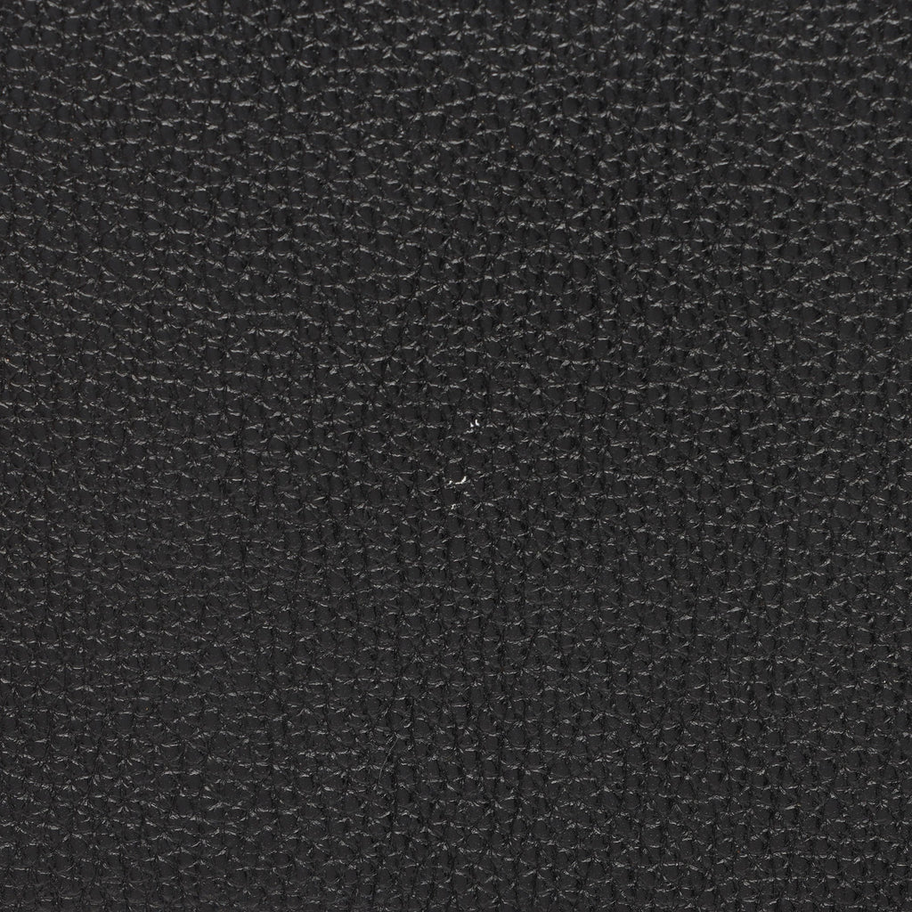 Gucci Grained Leather Zumi Pouch (SHF-AvV2u4)