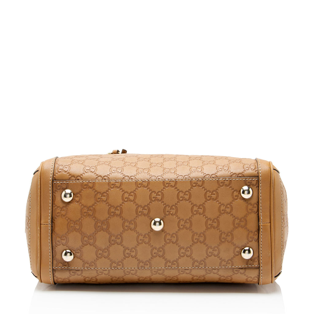 Gucci Guccissima Leather Charm Medium Tote