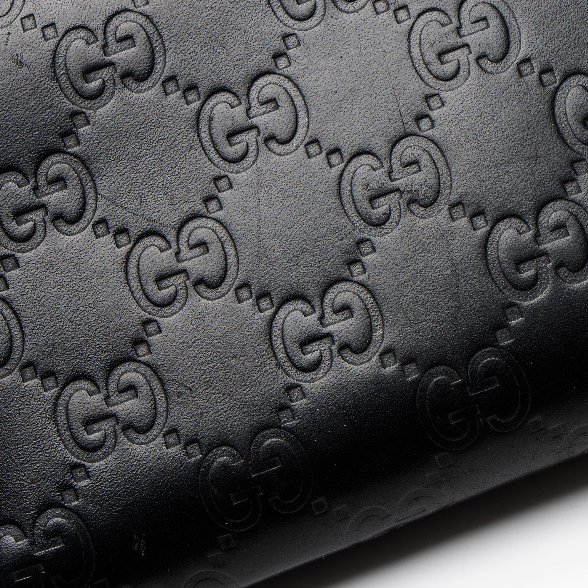Gucci Guccissima Leather Signature Zip Around Wallet