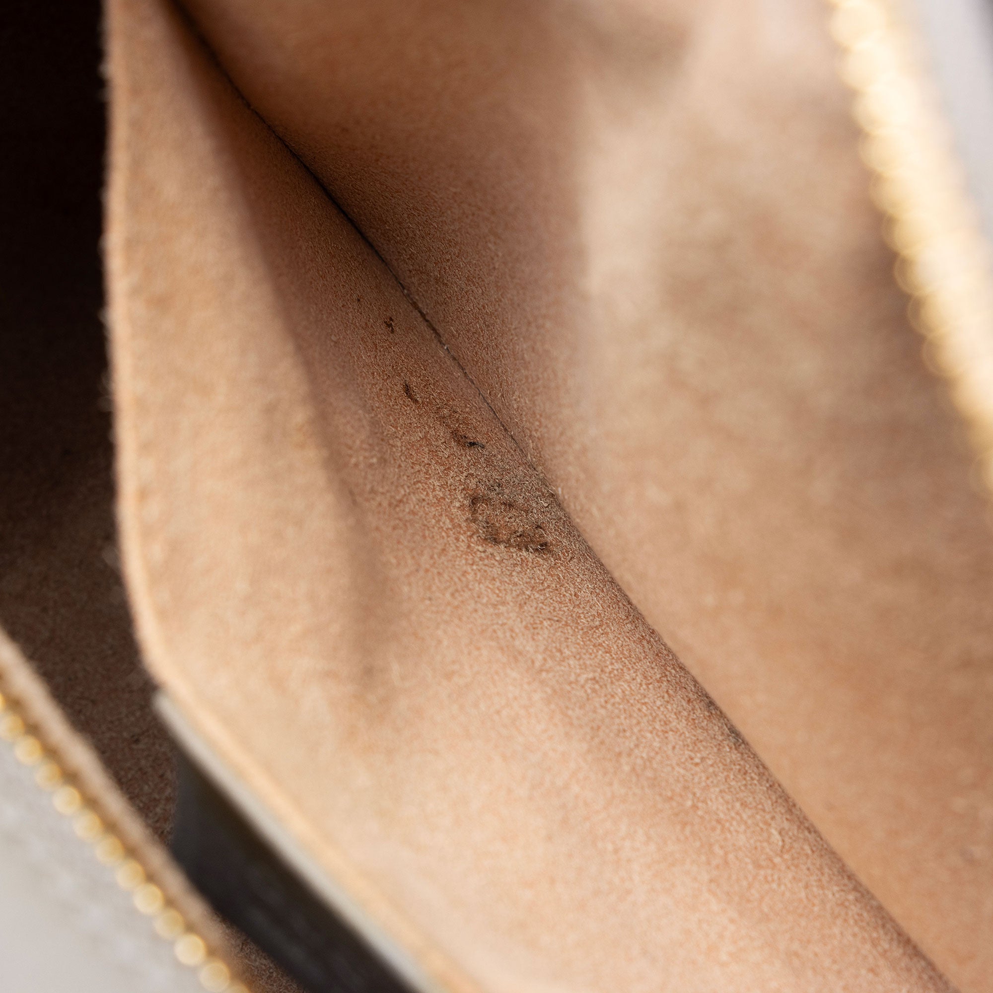 Gucci Guccissima Leather Small Camera Bag