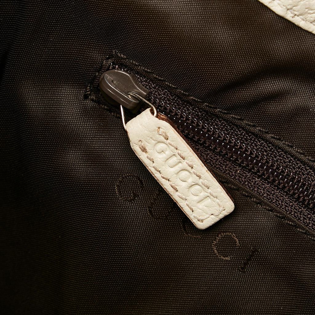 Gucci Jackie Canvas Shoulder Bag (SHG-32861)
