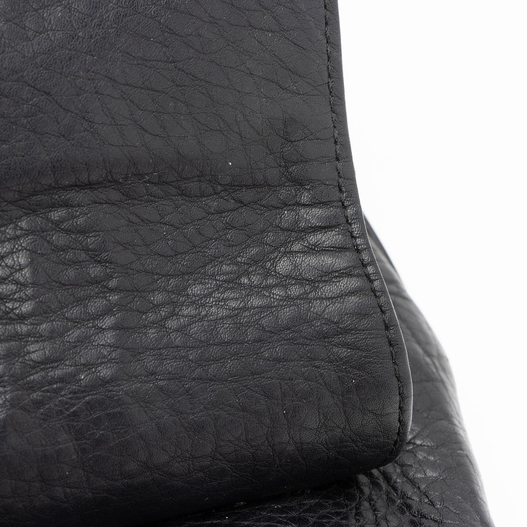 Gucci Leather 1973 Small Shoulder Bag (SHF-gAxB39)