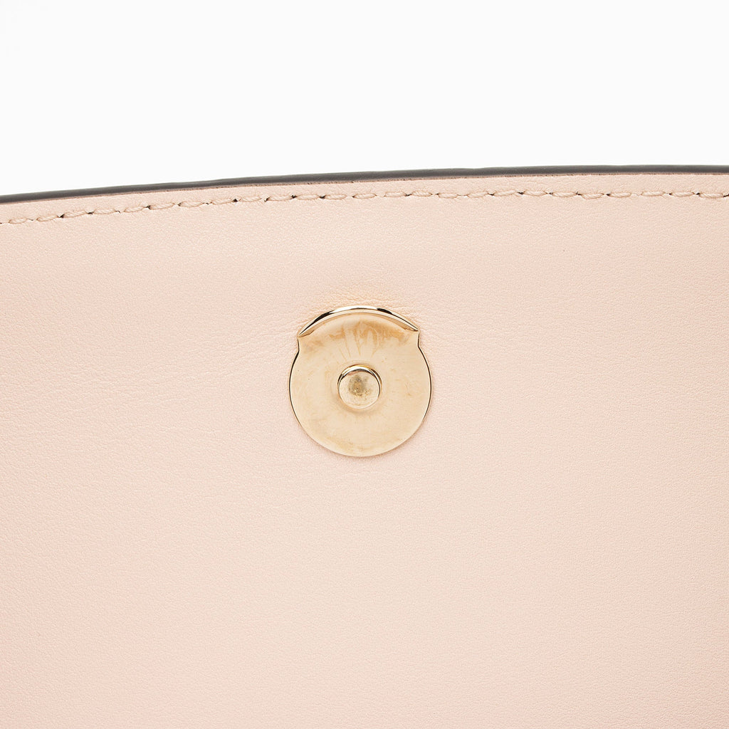 Gucci Leather Blondie Chain Medium Shoulder Bag