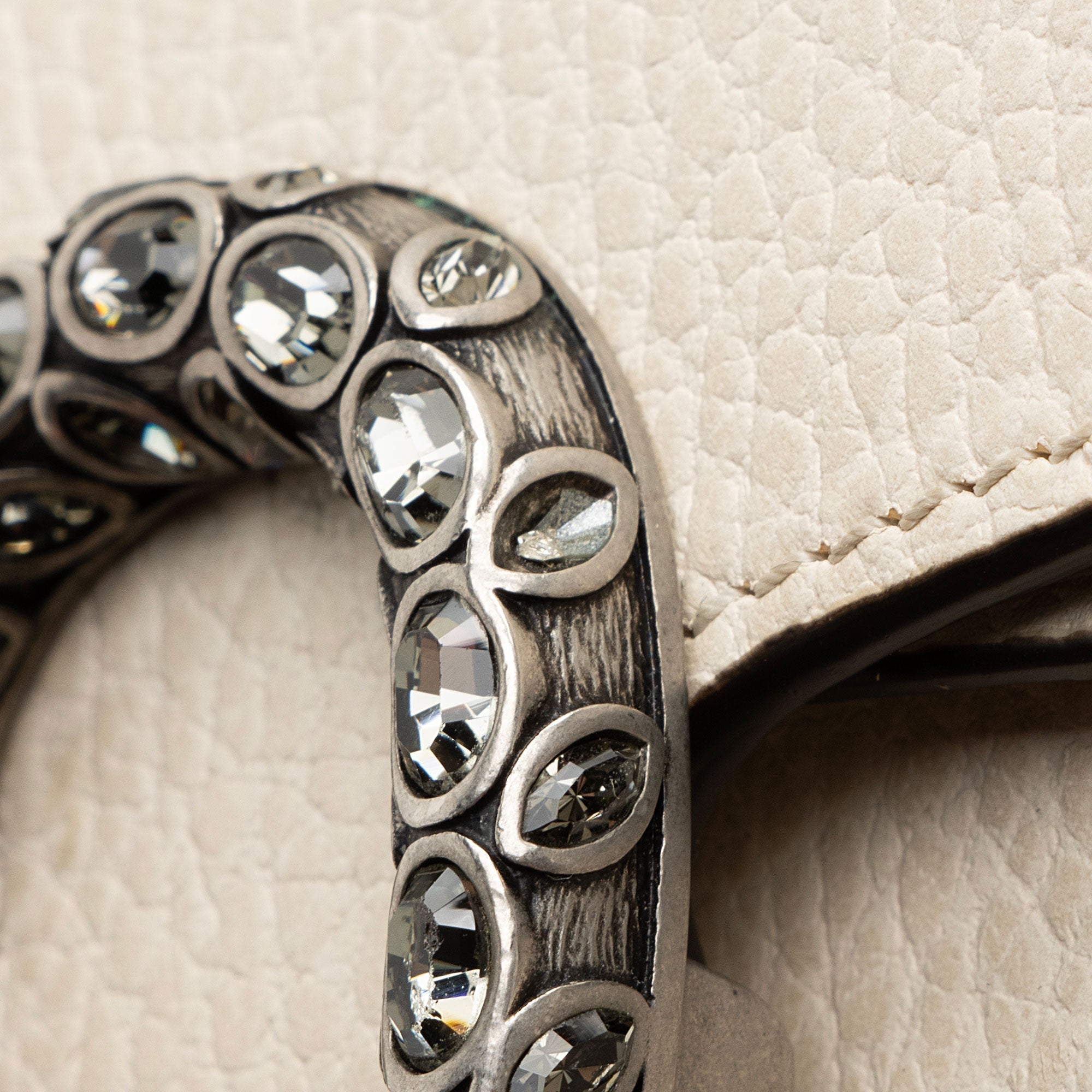 Gucci Leather Dionysus Super Mini Bag