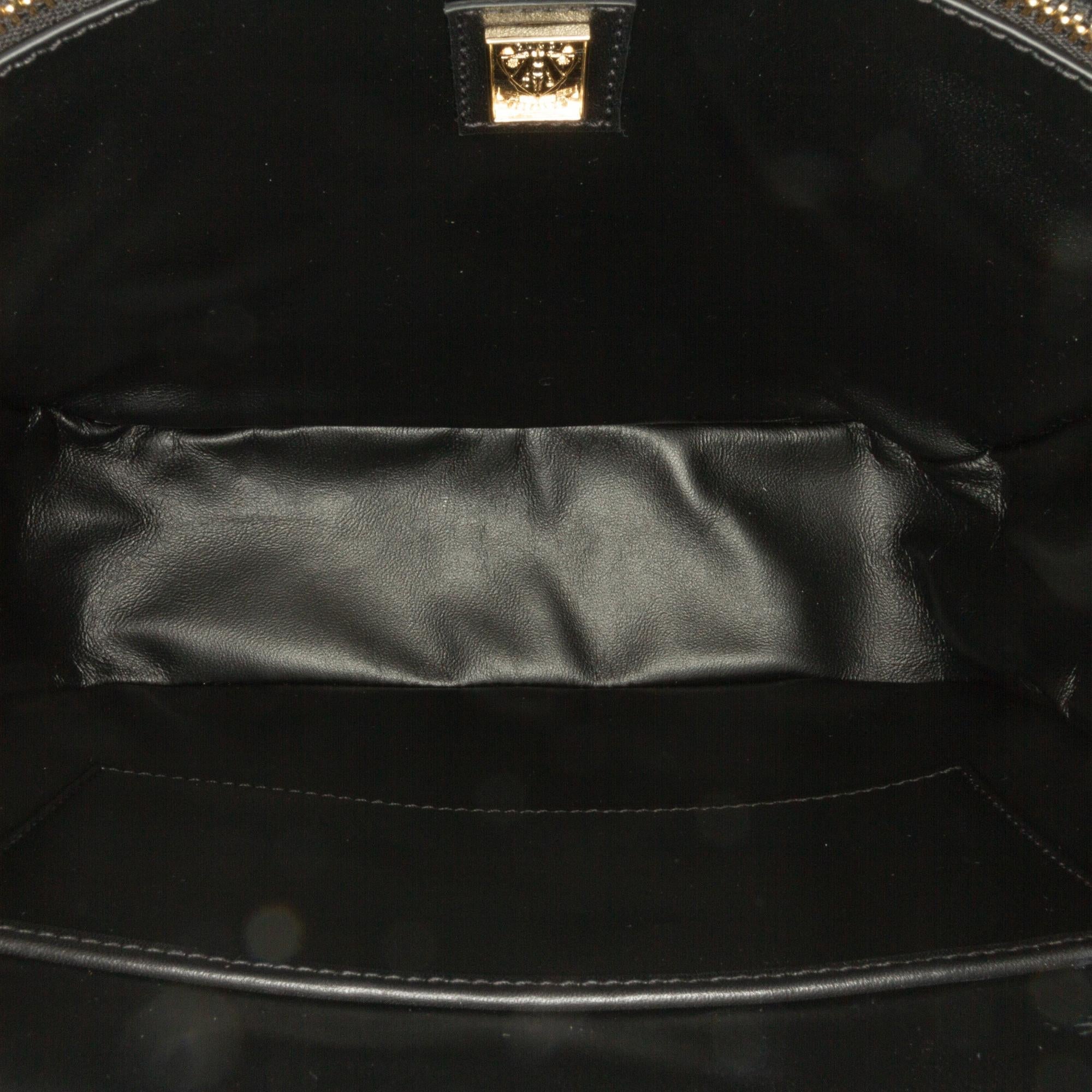 Gucci Leather Equestrian Crossbody (SHG-XQWEN9)