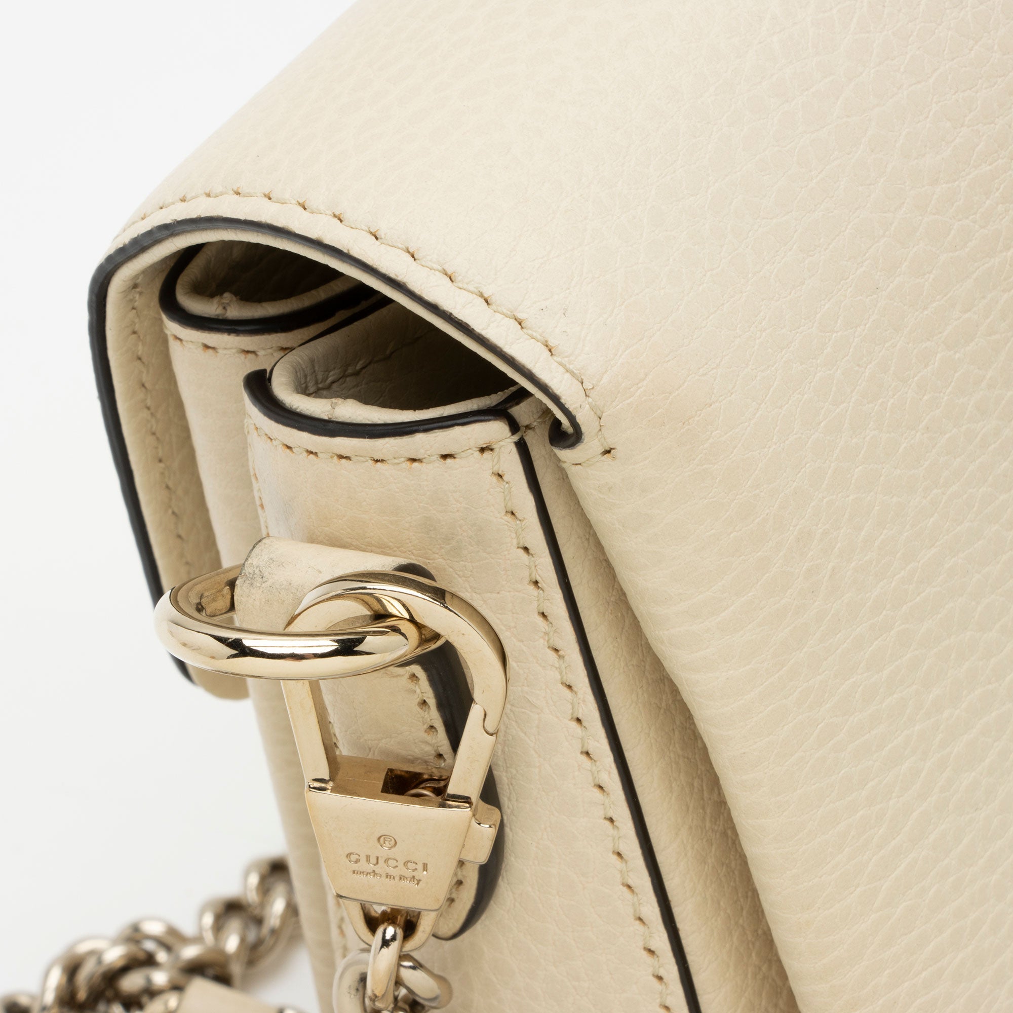 Gucci Leather Interlocking G Small Crossbody (SHF-whyp8a)