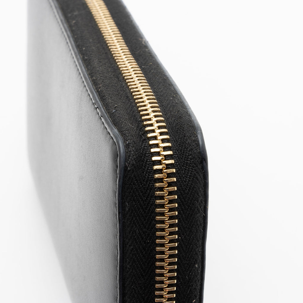 Gucci Leather Logo Print Zip Around Wallet
