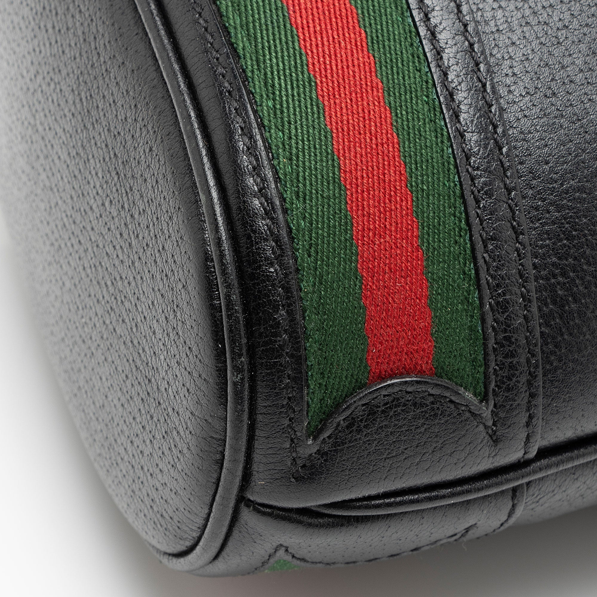 Gucci Leather Ophidia Small Bucket Bag (SHF-xMZSzx)