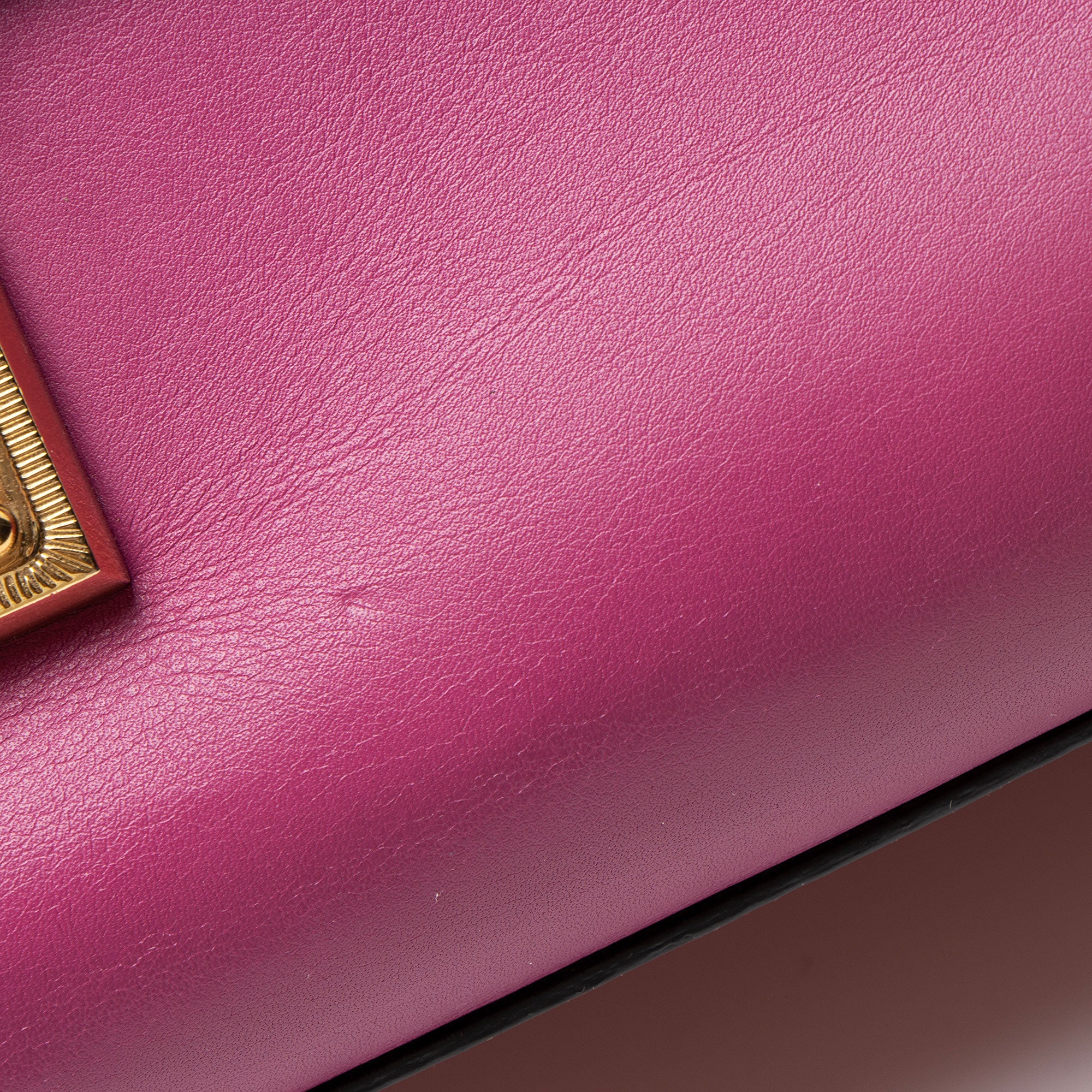 Gucci Leather Padlock Medium Shoulder Bag