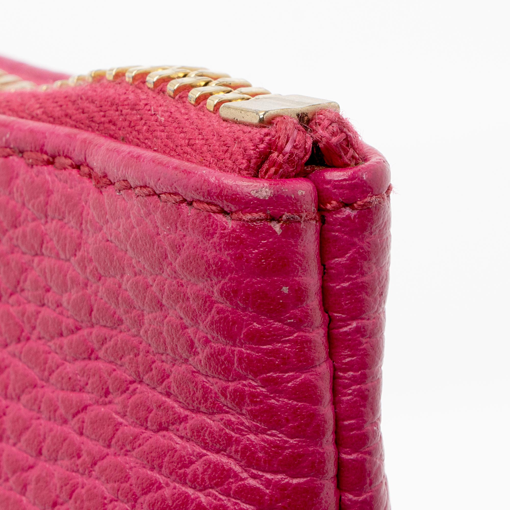 Gucci Leather Pouch (SHF-xwUJe1)