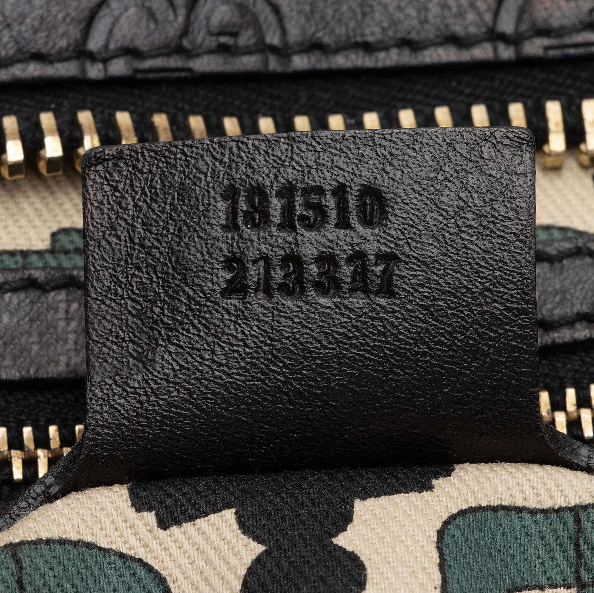 Gucci Leather Signoria Medium Tote (SHF-i1L2KK)