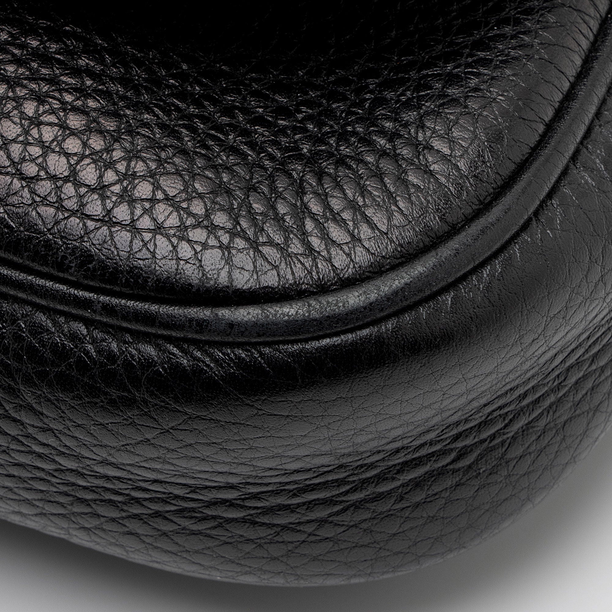 Gucci Leather Soho Medium Flap Bag (SHF-fYEFdJ)