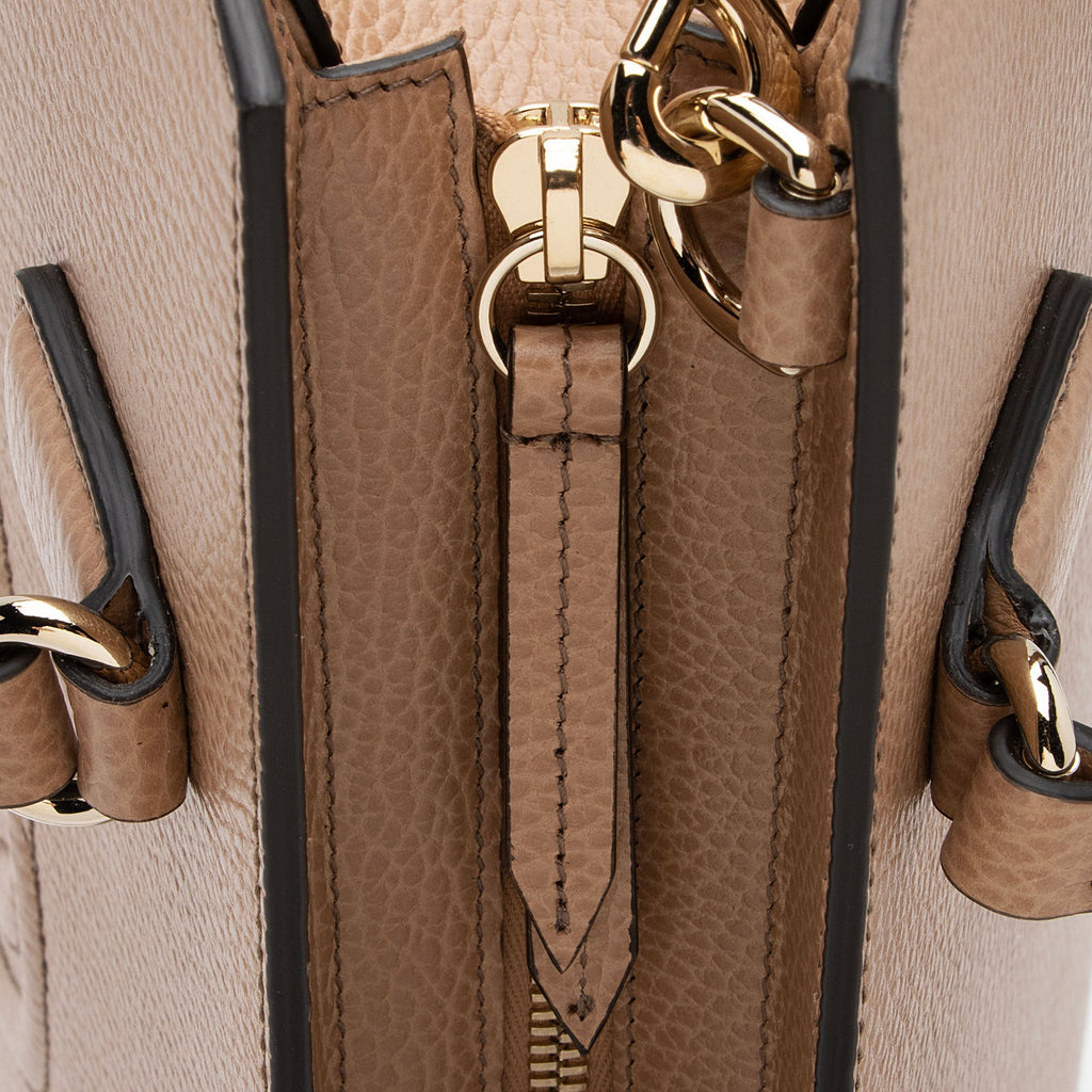 Gucci Leather Soho Medium Top Handle Satchel (SHF-auIjxm)