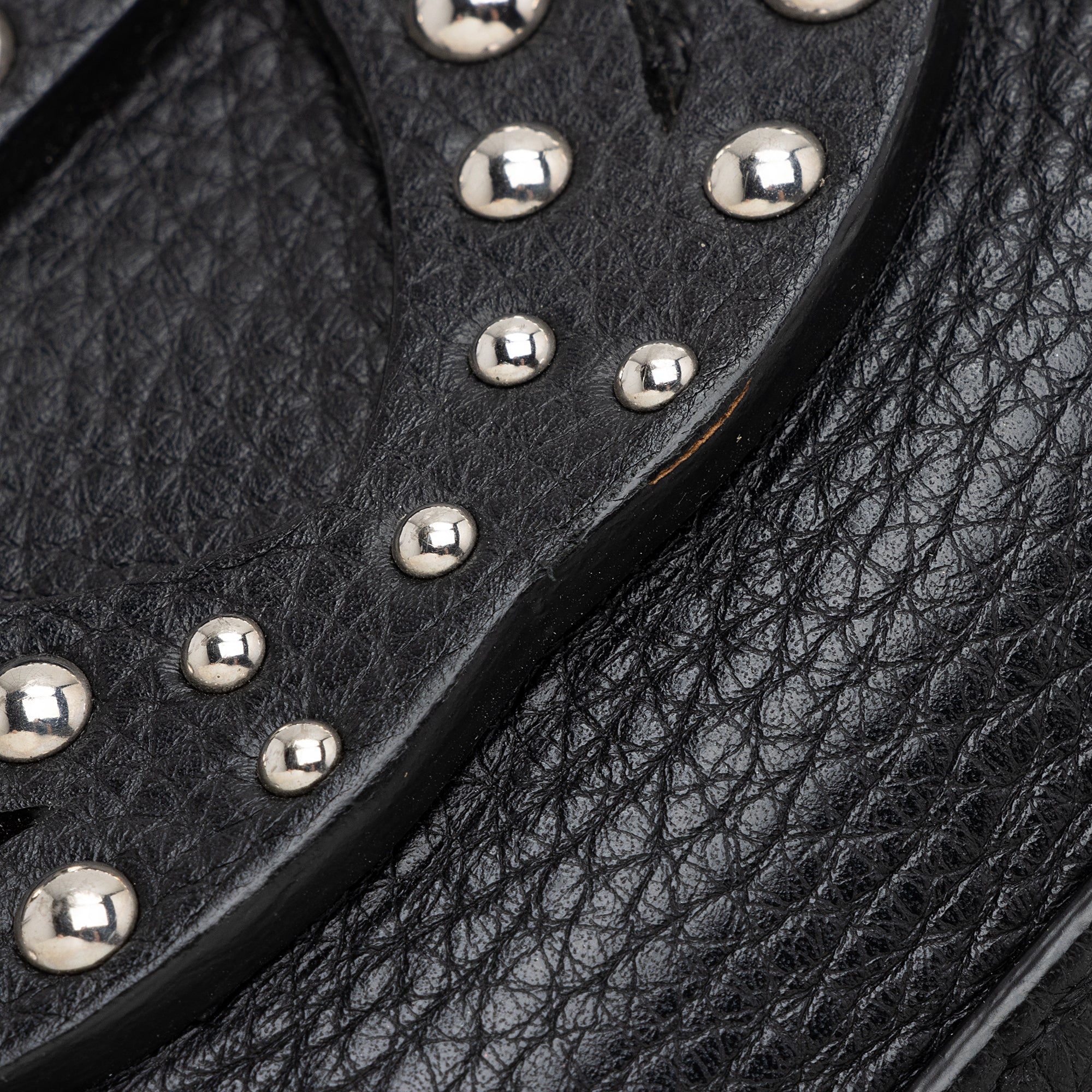 Gucci Leather Soho Studded Disco Bag (SHF-22623)