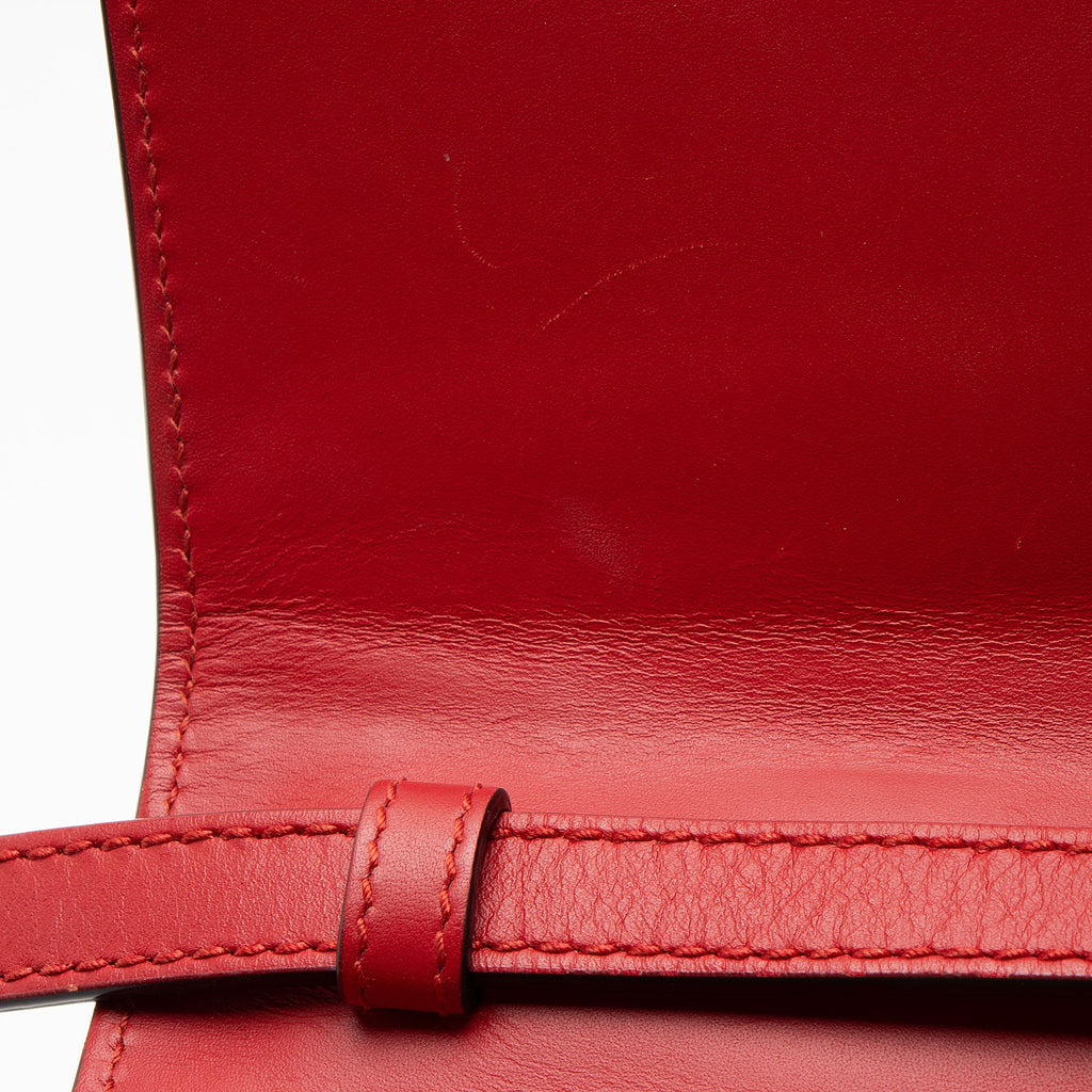 Gucci Leather Sylvie Medium Top Handle