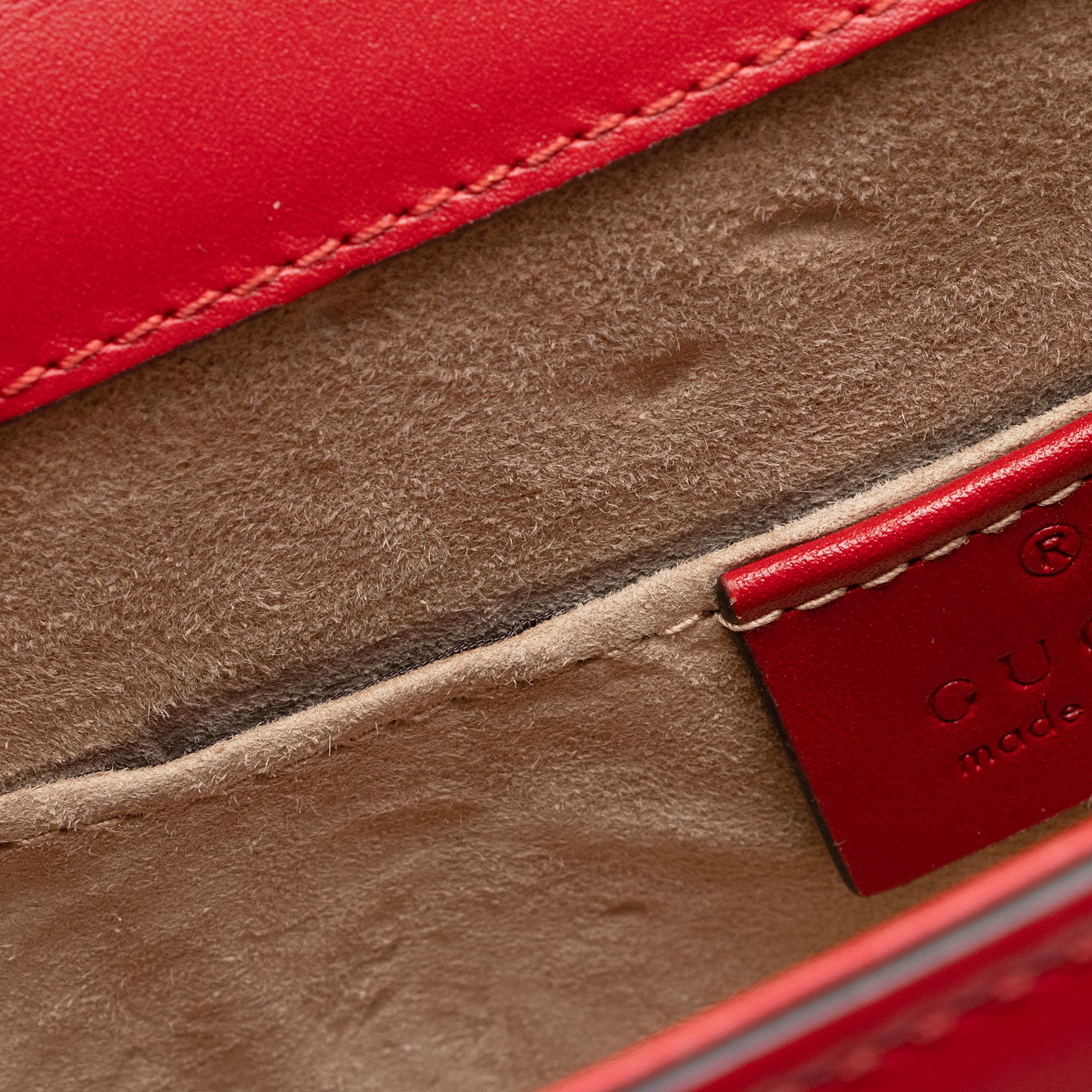 Gucci Leather Sylvie Mini Satchel (SHF-SJmAoq)