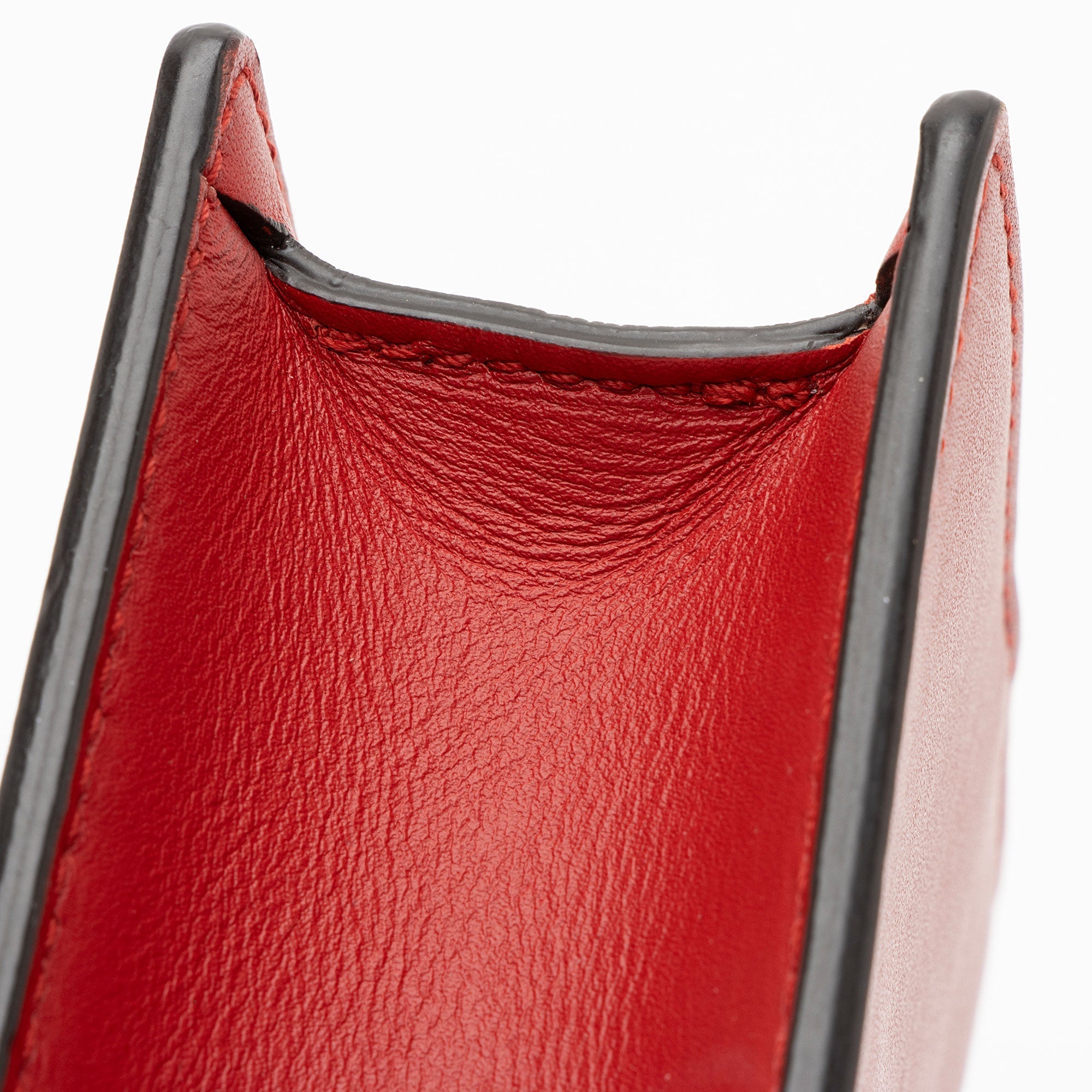 Gucci Leather Sylvie Super Mini Bag