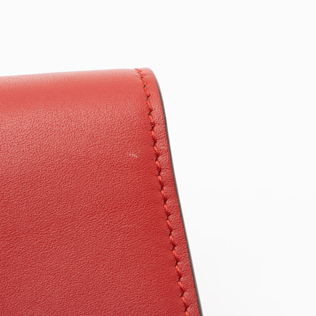 Gucci Leather Sylvie Super Mini Bag