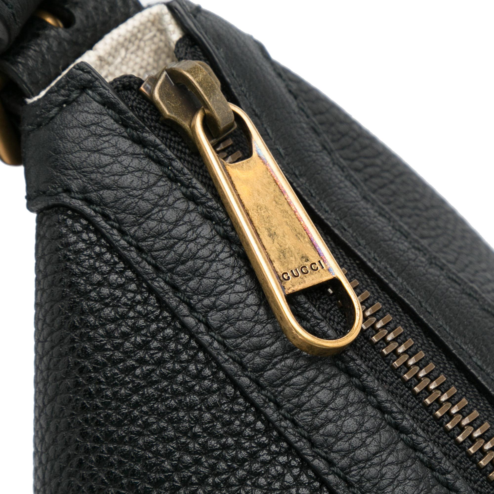 Gucci Logo Half Moon Hobo (SHG-yiN9Q7)