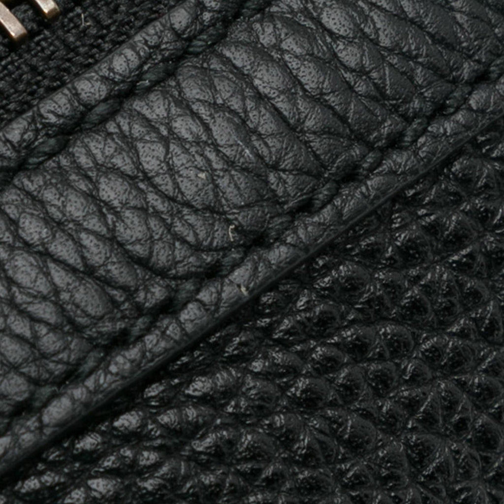 Gucci Logo Half Moon Hobo (SHG-yiN9Q7)