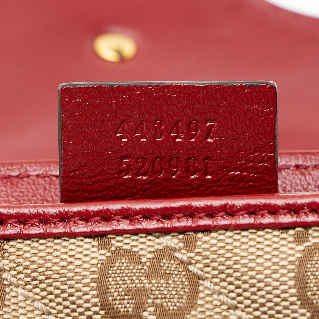Gucci Matelasse GG Canvas GG Marmont Medium Flap Bag