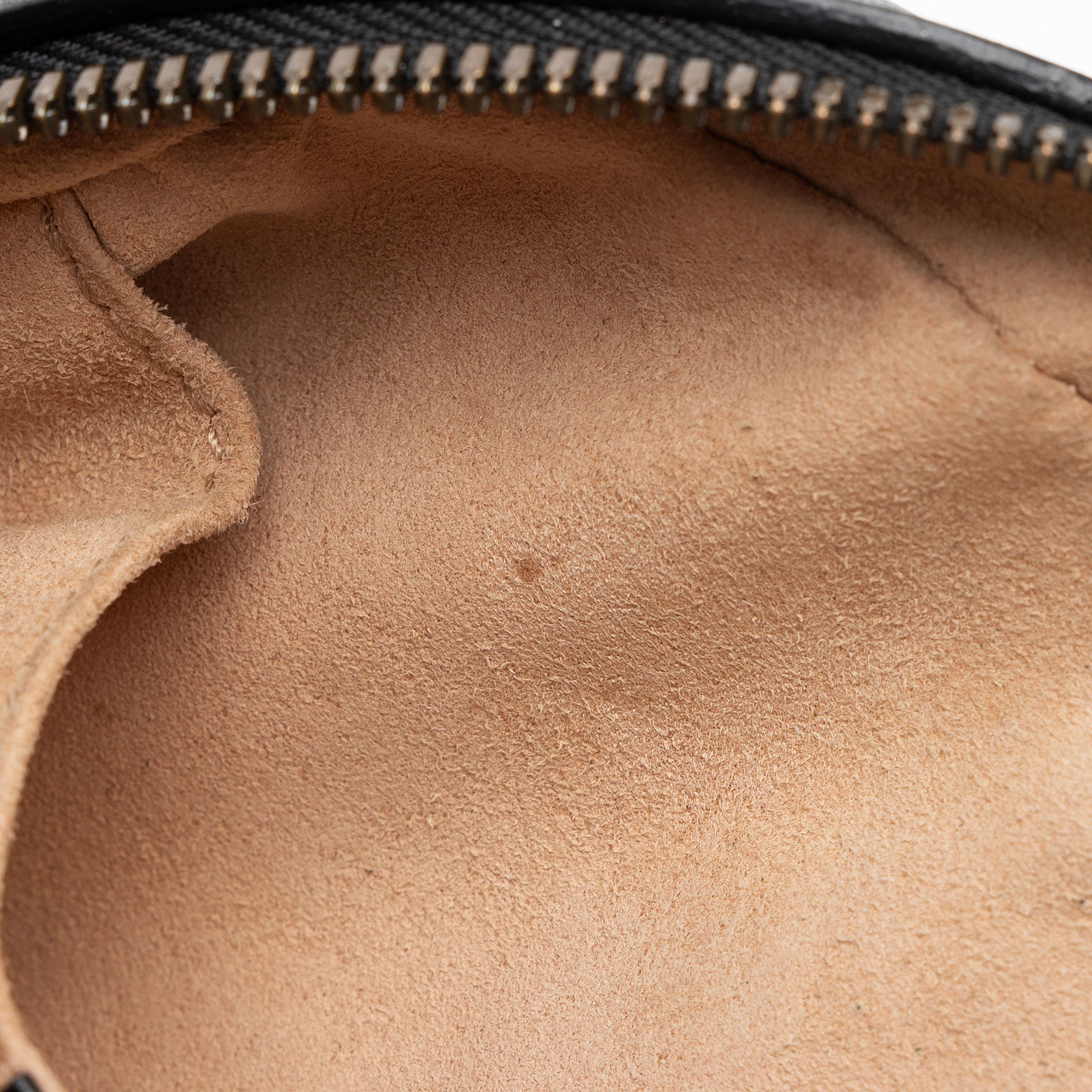 Gucci Matelasse Leather GG Marmont Belt Bag - Size 34 / 85 (SHF-htartv)