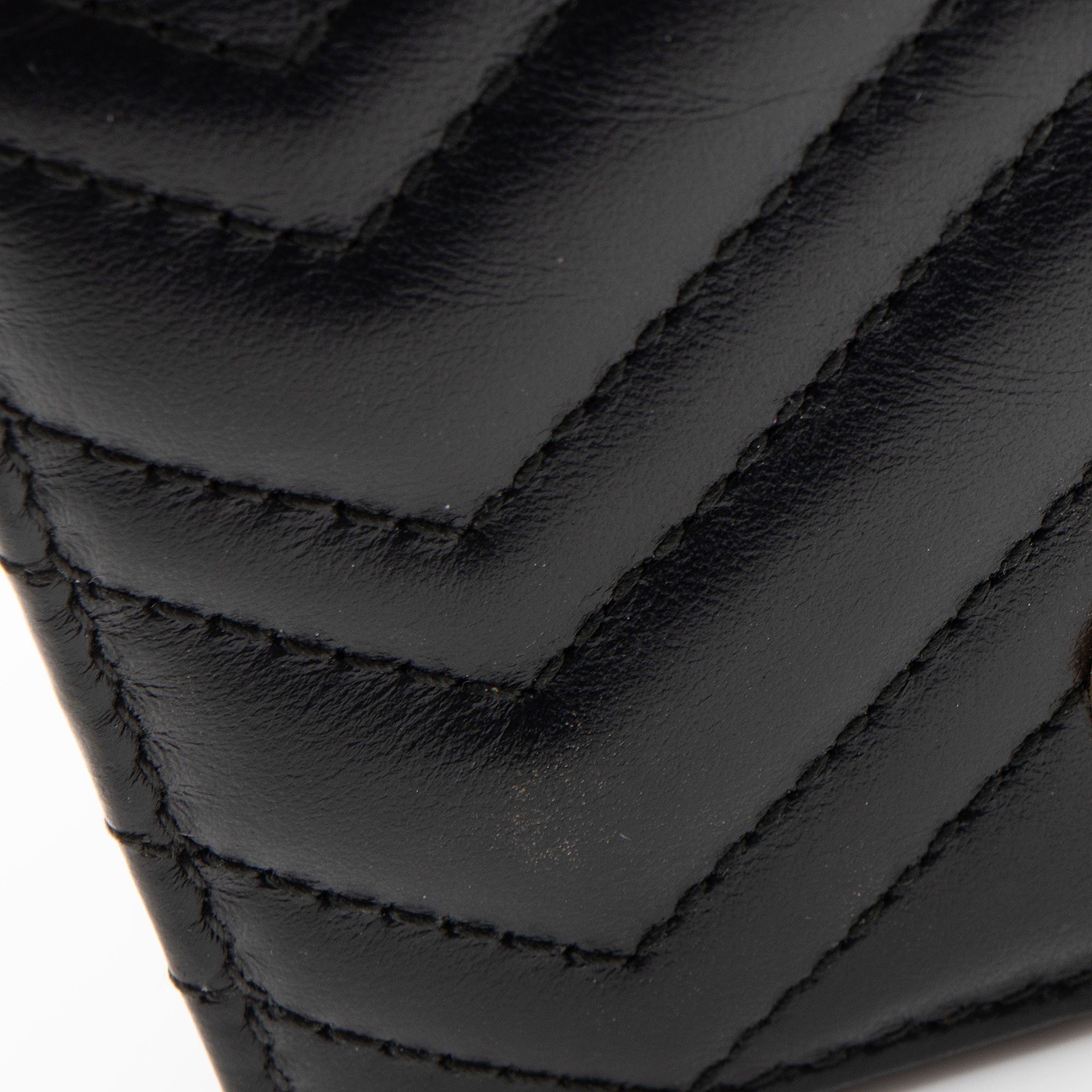 Gucci Matelasse Leather GG Marmont Card Wallet