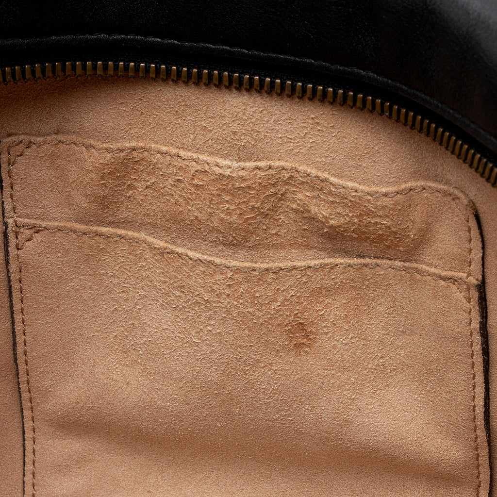 Gucci Matelasse Leather GG Marmont Large Camera Bag