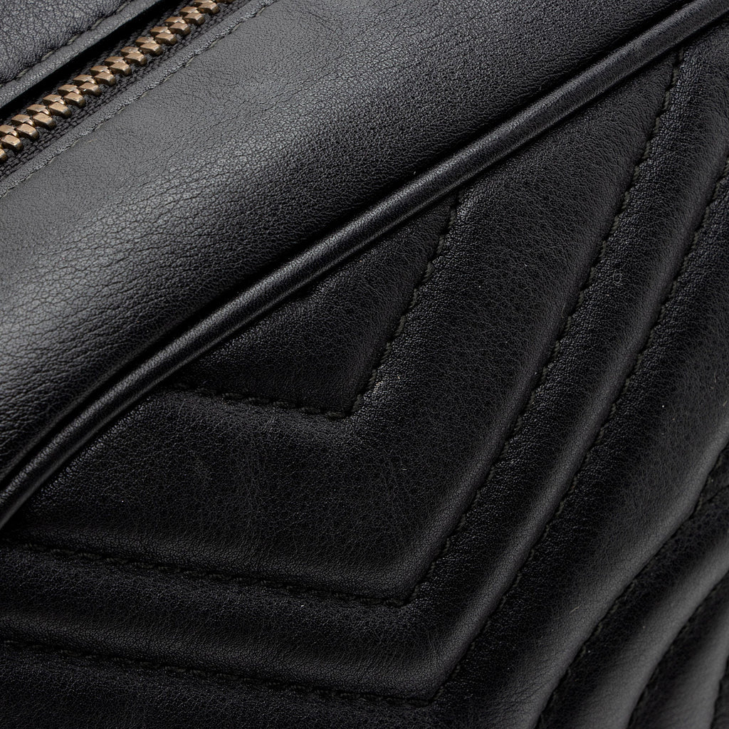 Gucci Matelasse Leather GG Marmont Large Camera Bag