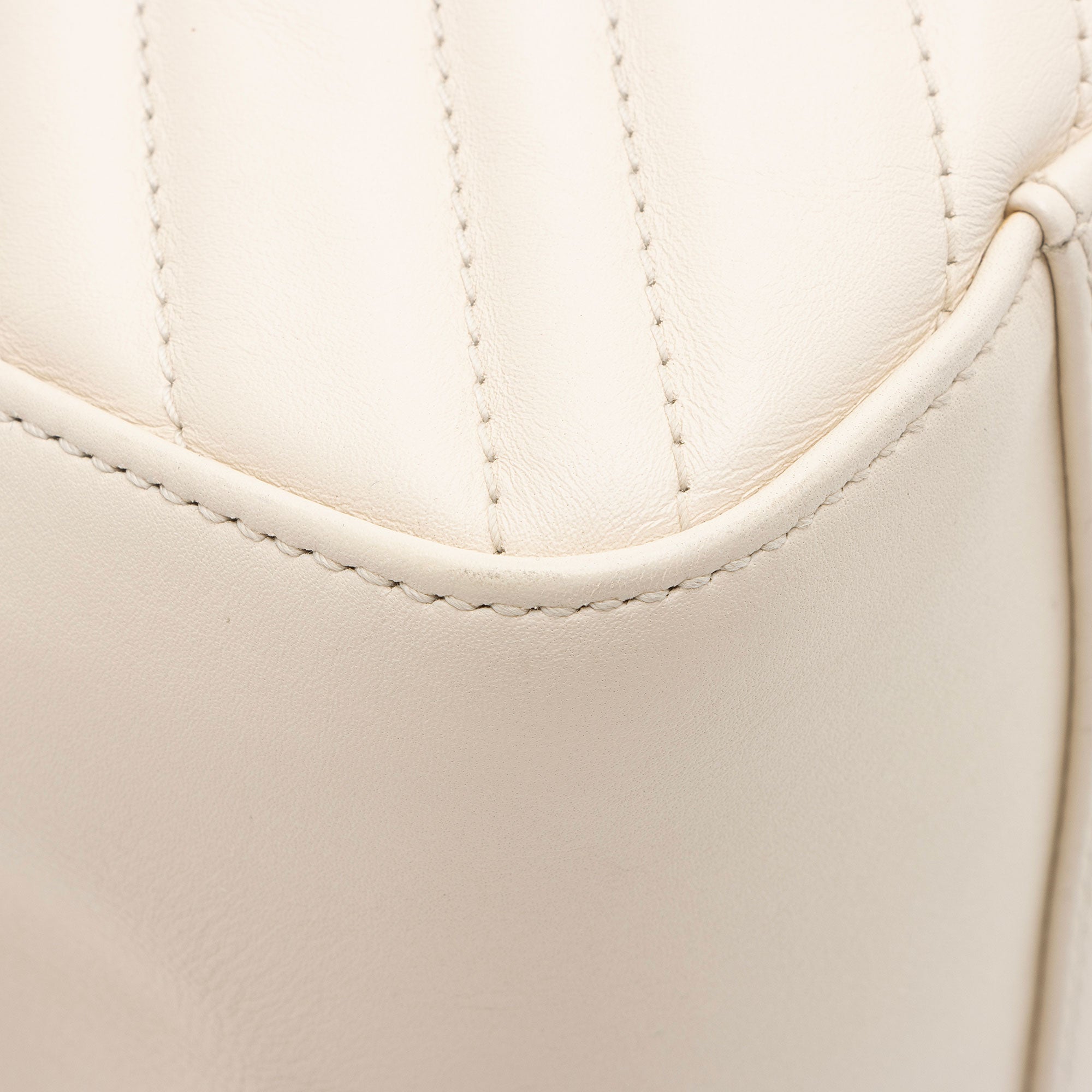 Gucci Matelasse Leather GG Marmont Medium Chain Shoulder Bag