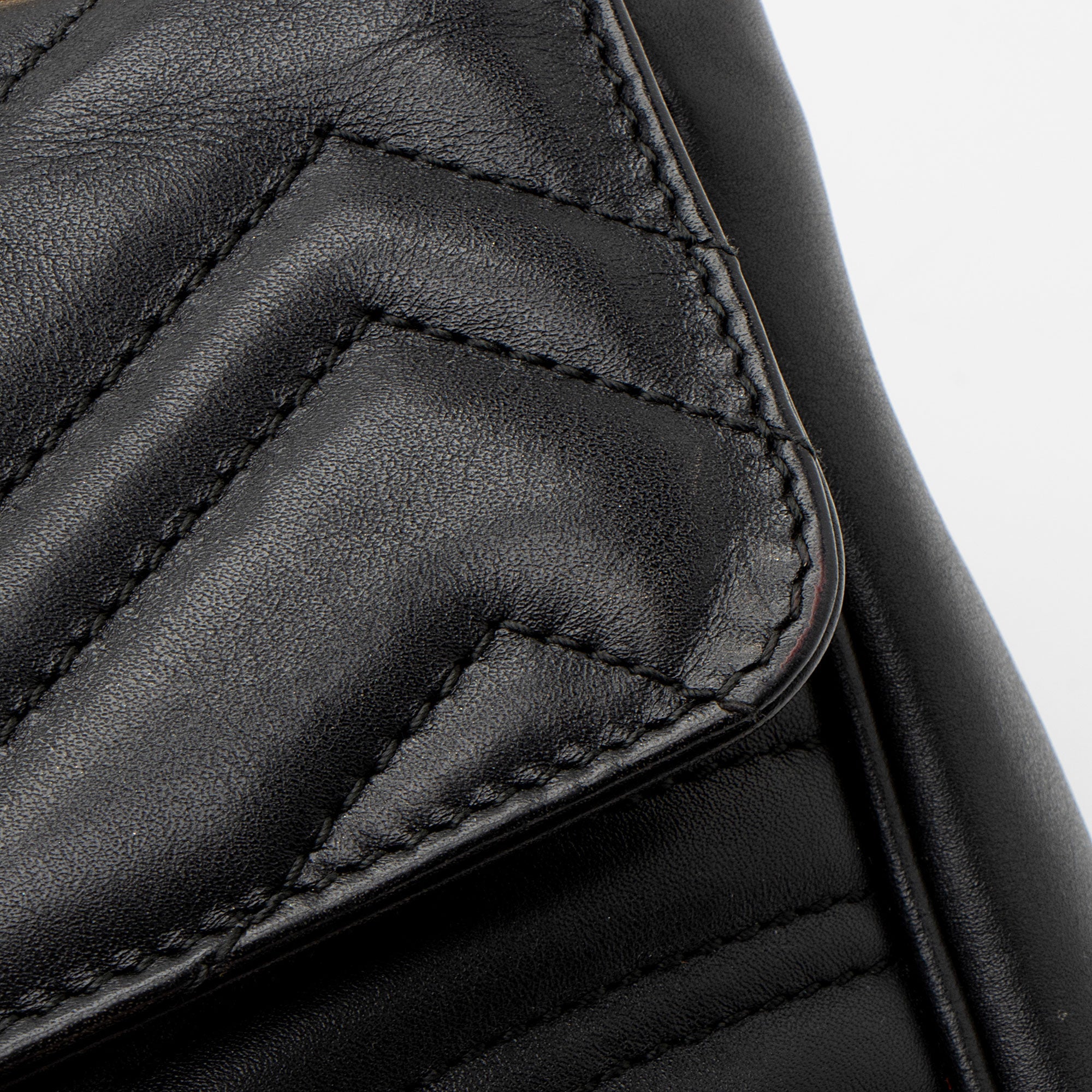 Gucci Matelasse Leather GG Marmont Medium Flap Bag