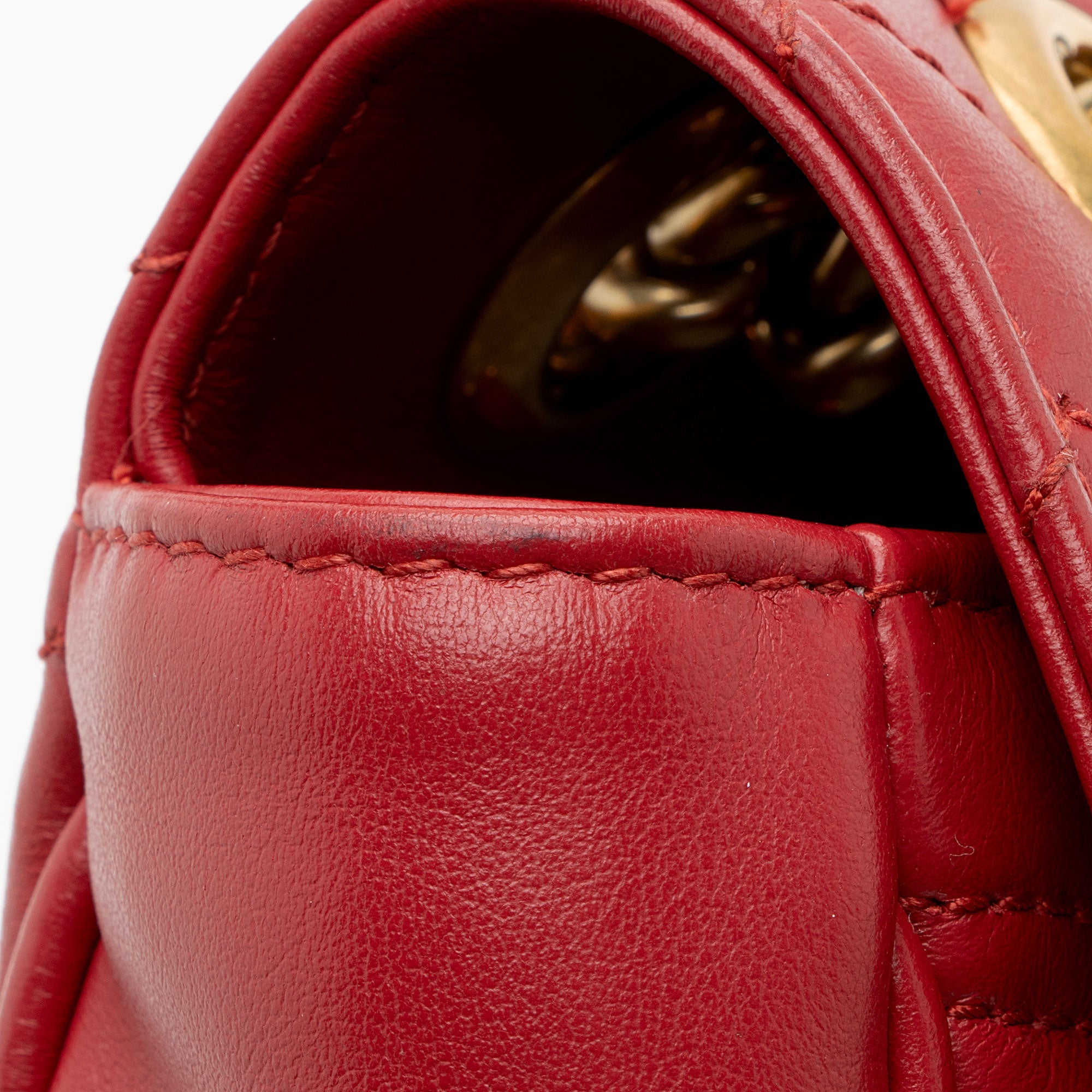 Gucci Matelasse Leather GG Marmont Medium Flap Bag