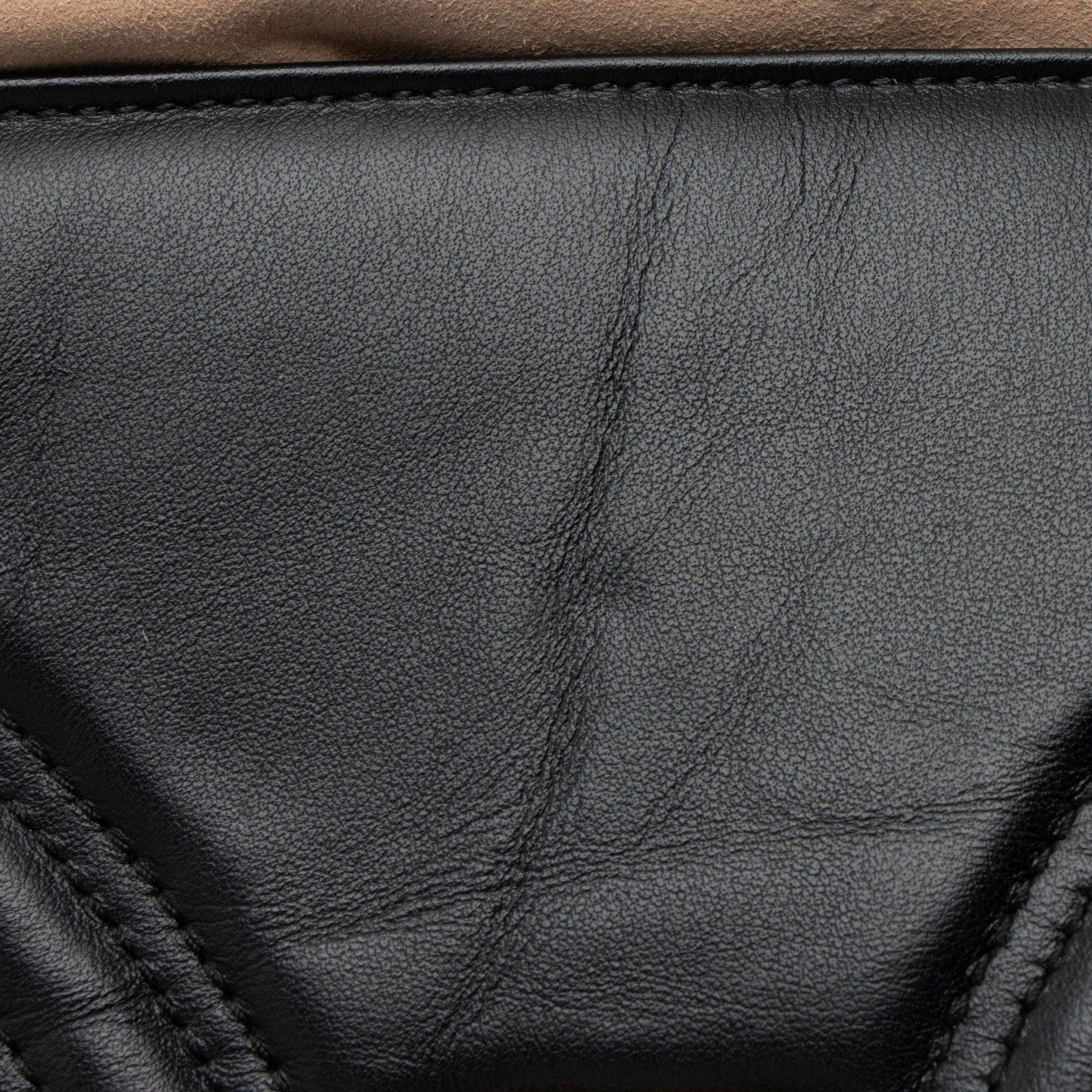 Gucci Matelasse Leather GG Marmont Medium Flap Bag