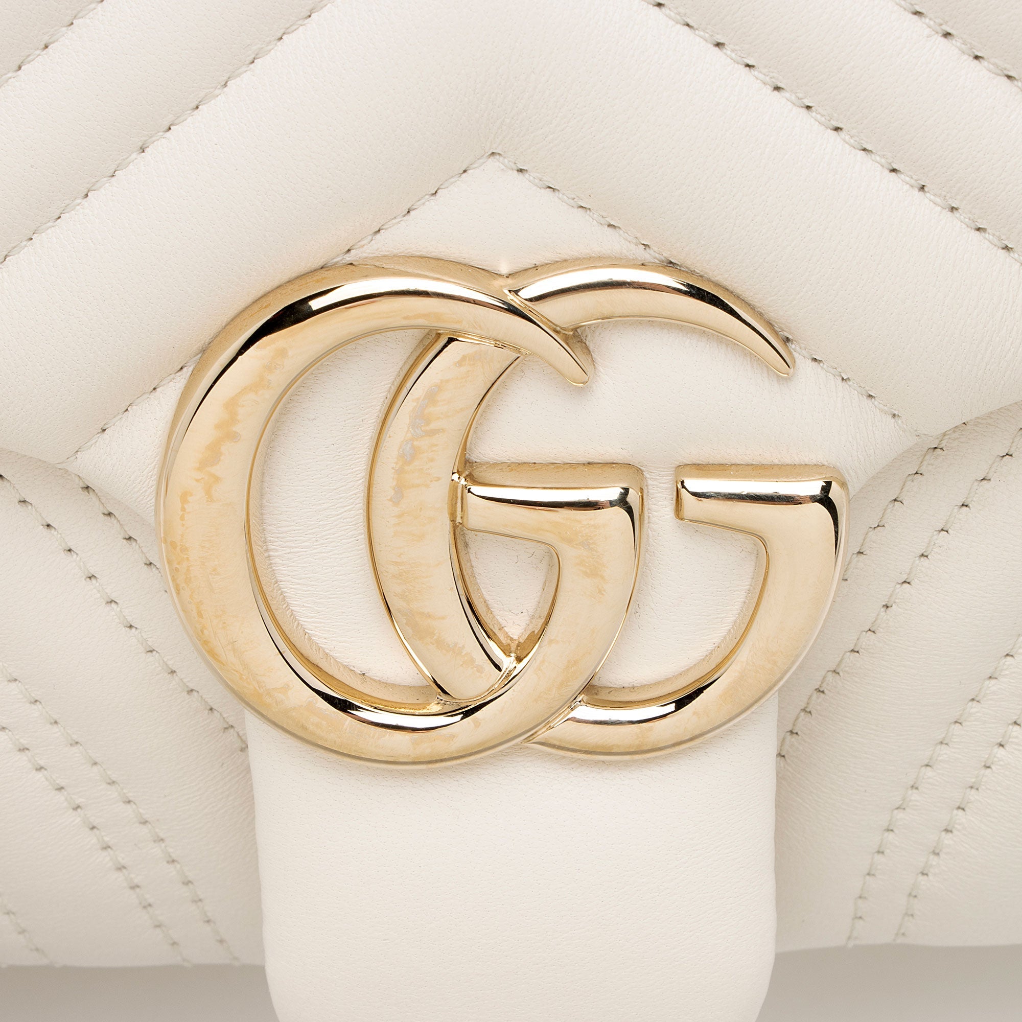Gucci Matelasse Leather GG Marmont Medium Flap Bag