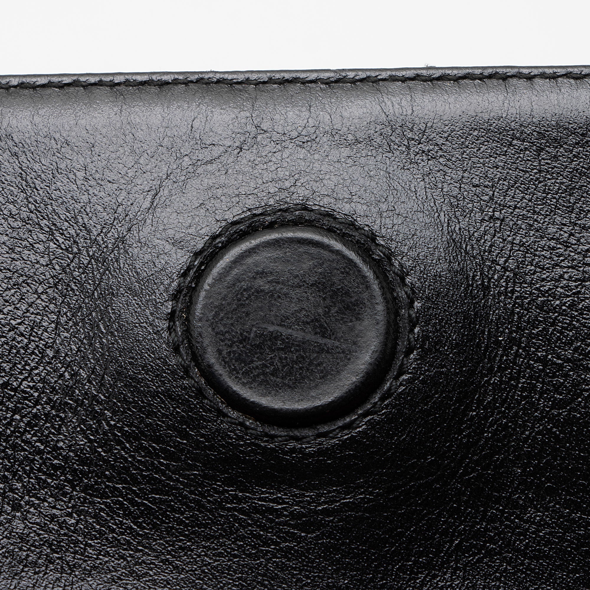 Gucci Matelasse Leather GG Marmont Medium Slim Open Shoulder Bag