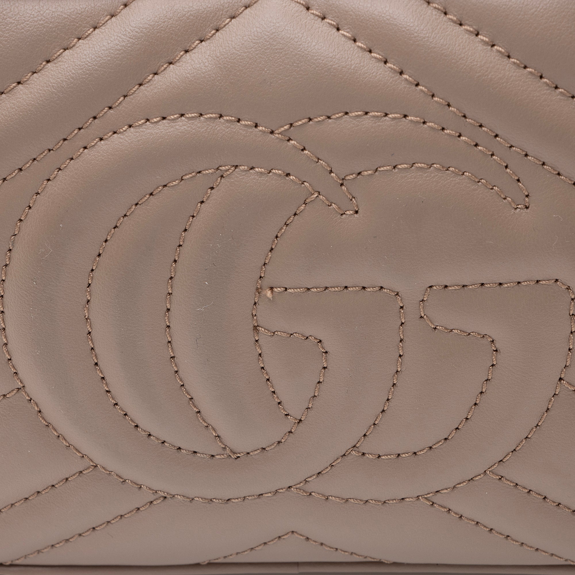 Gucci Matelasse Leather GG Marmont Mini Bag (SHF-22838)