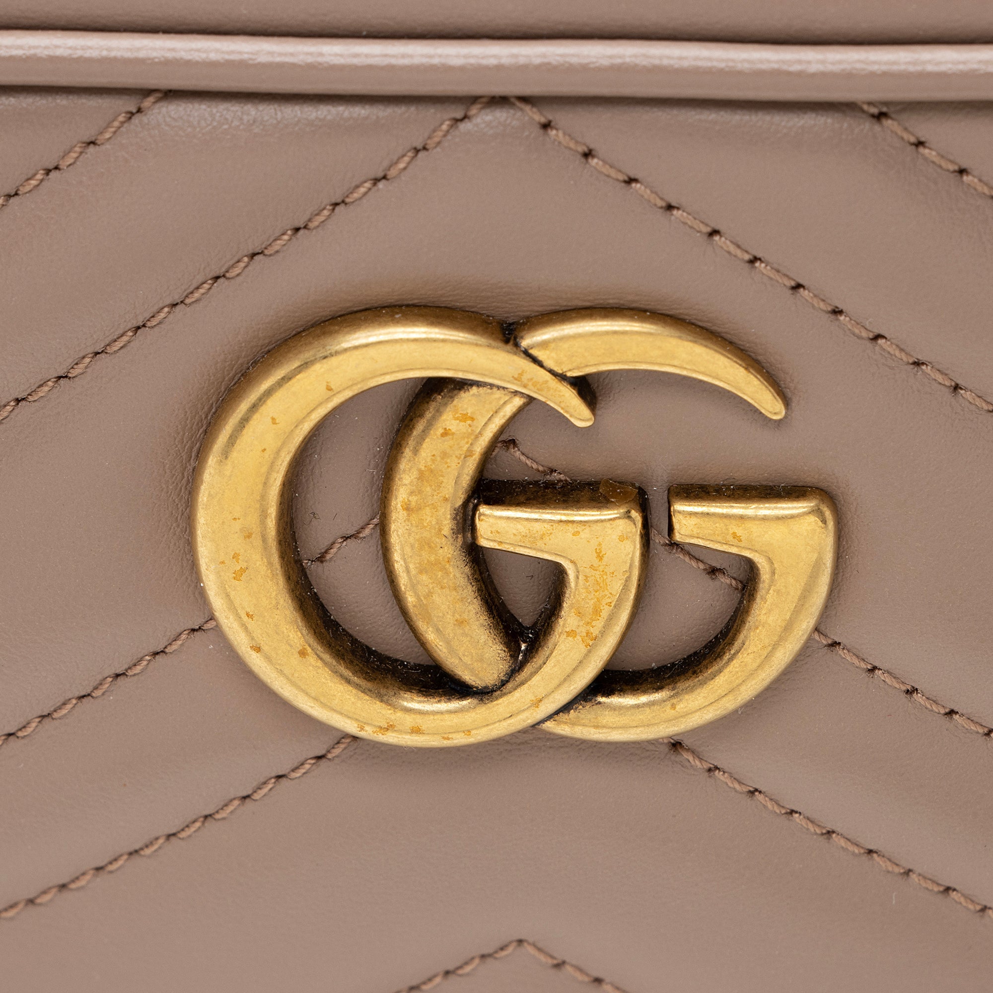Gucci Matelasse Leather GG Marmont Mini Bag (SHF-22838)