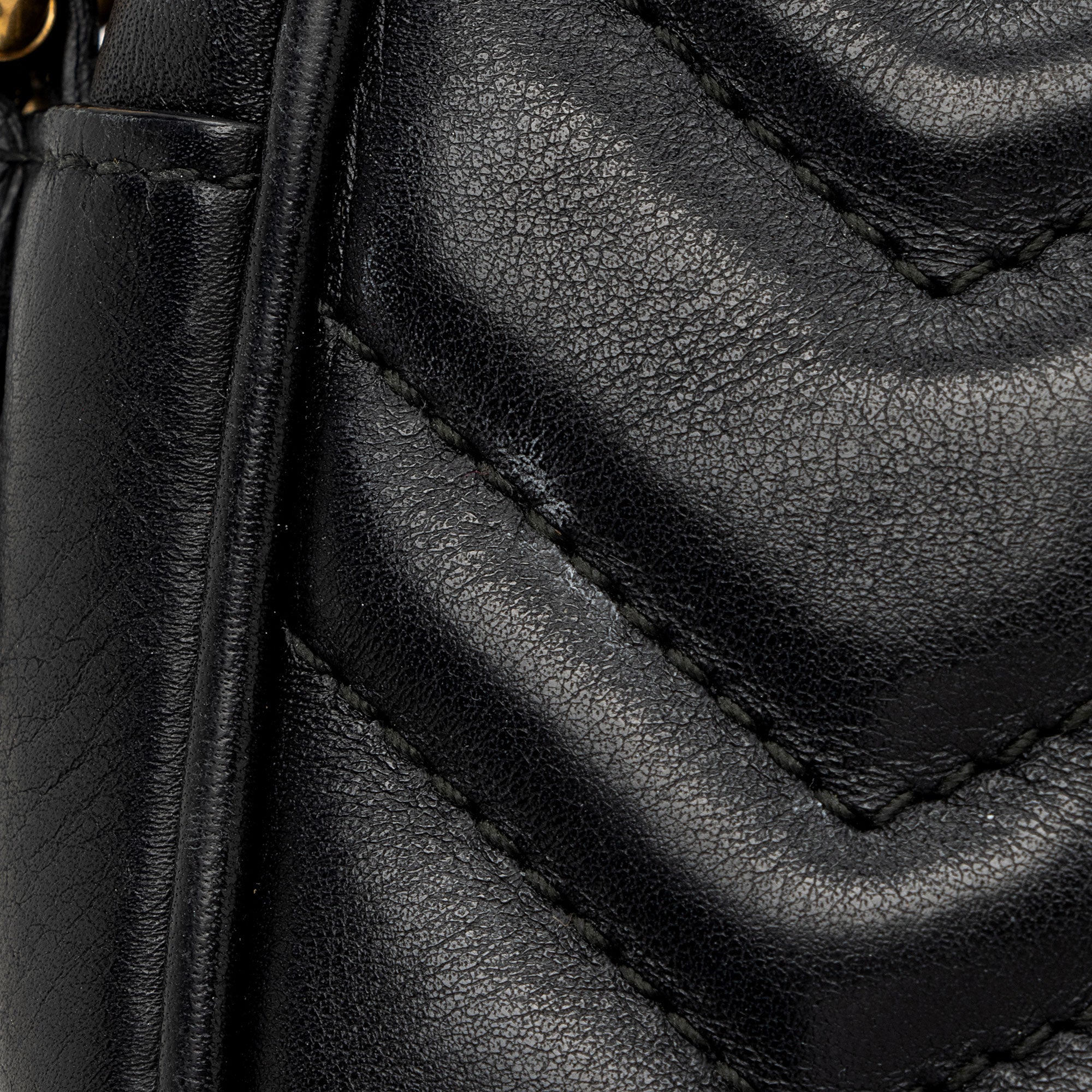 Gucci Matelasse Leather GG Marmont Mini Bag (SHF-MVP7lQ)