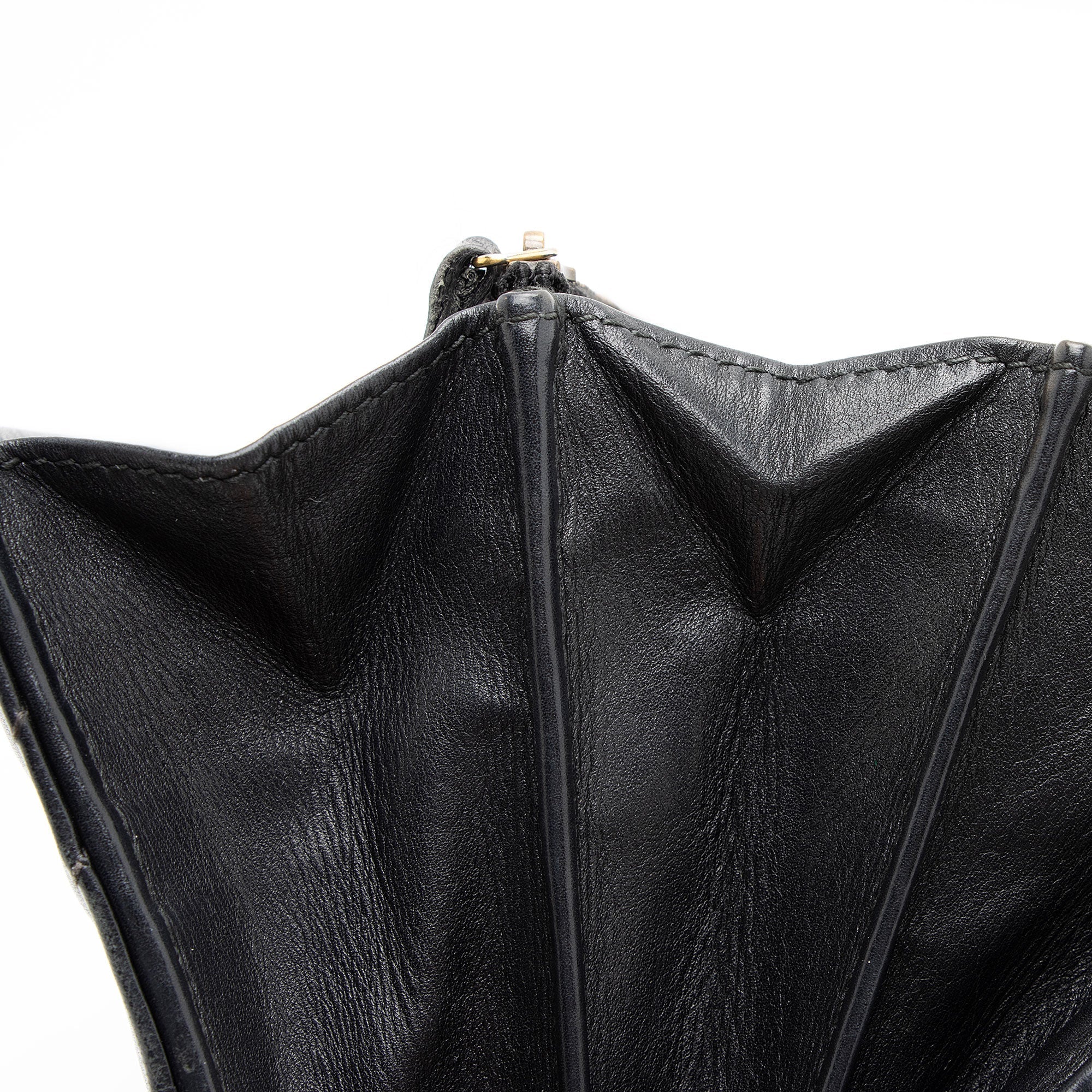 Gucci Matelasse Leather GG Marmont Mini Chain Shoulder Bag (SHF-KHf4XN)