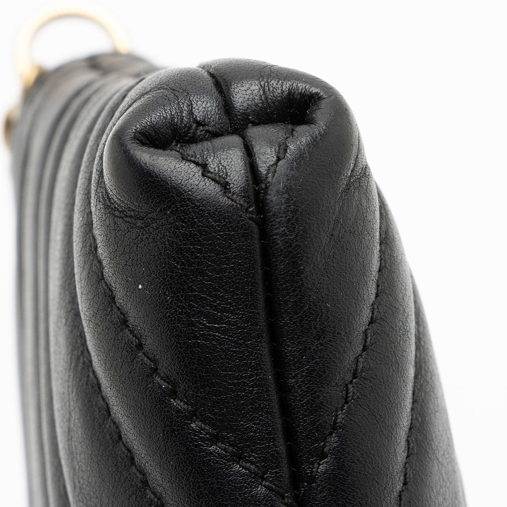 Gucci Matelasse Leather GG Marmont Mini Chain Bag