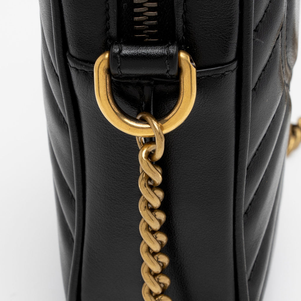 Gucci Matelasse Leather GG Marmont Mini Crossbody Bag (SHF-2UTE9c)