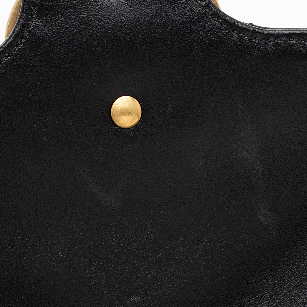 Gucci Matelasse Leather GG Marmont Mini Flap Bag (SHF-Aicihy)