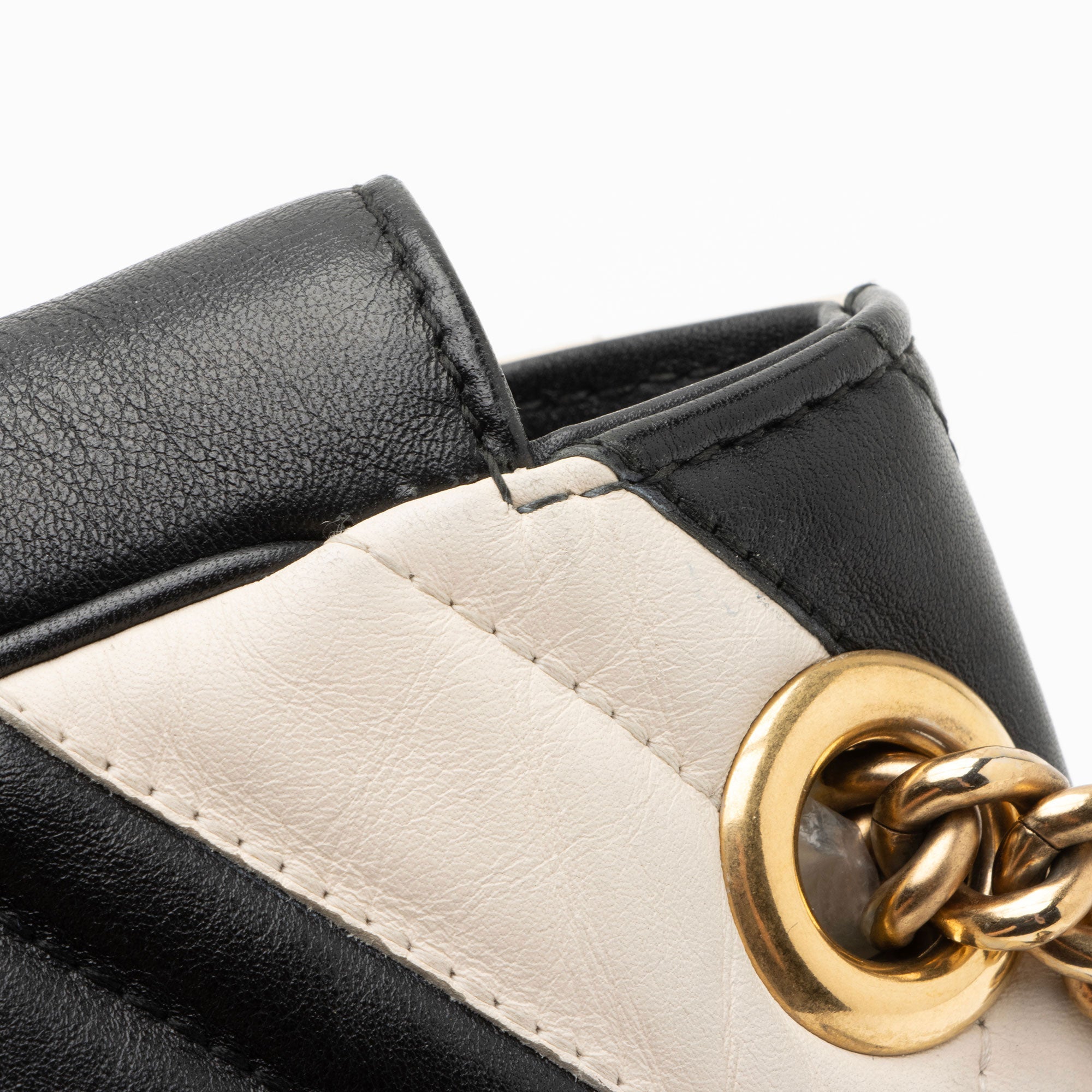 Gucci Matelasse Leather GG Marmont Two Tone Mini Flap Bag (SHF-GrfDUZ)