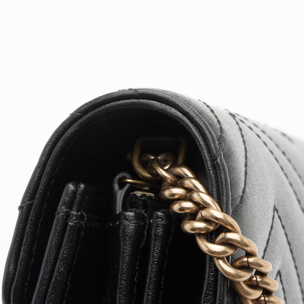 Gucci Matelasse Leather GG Marmont Mini Wallet on Chain Bag (SHF-LtbPoF)