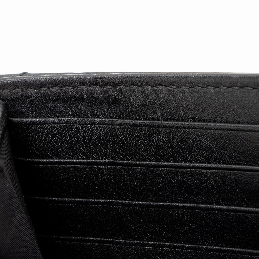 Gucci Matelasse Leather GG Marmont Mini Wallet on Chain Bag (SHF-0WR0OD)
