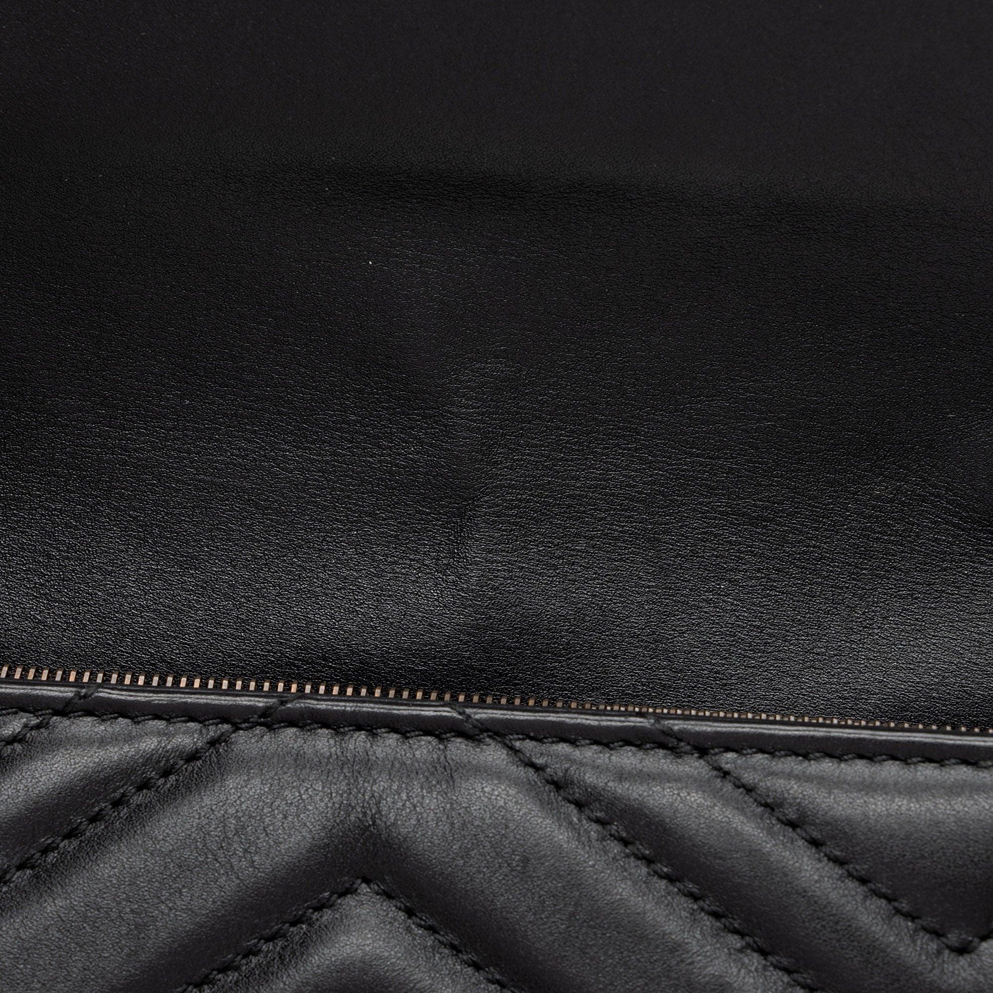 Gucci Matelasse Leather GG Marmont Mini Wallet on Chain Bag (SHF-0WR0OD)
