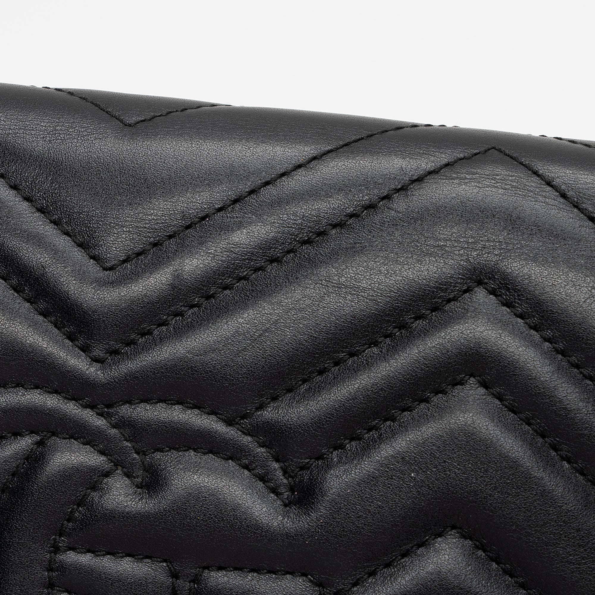 Gucci Matelasse Leather GG Marmont Mini Wallet on Chain Bag (SHF-0WR0OD)
